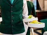 Heatwaves threaten to push up the cost of food in pubs and restaurants over the rest of the year