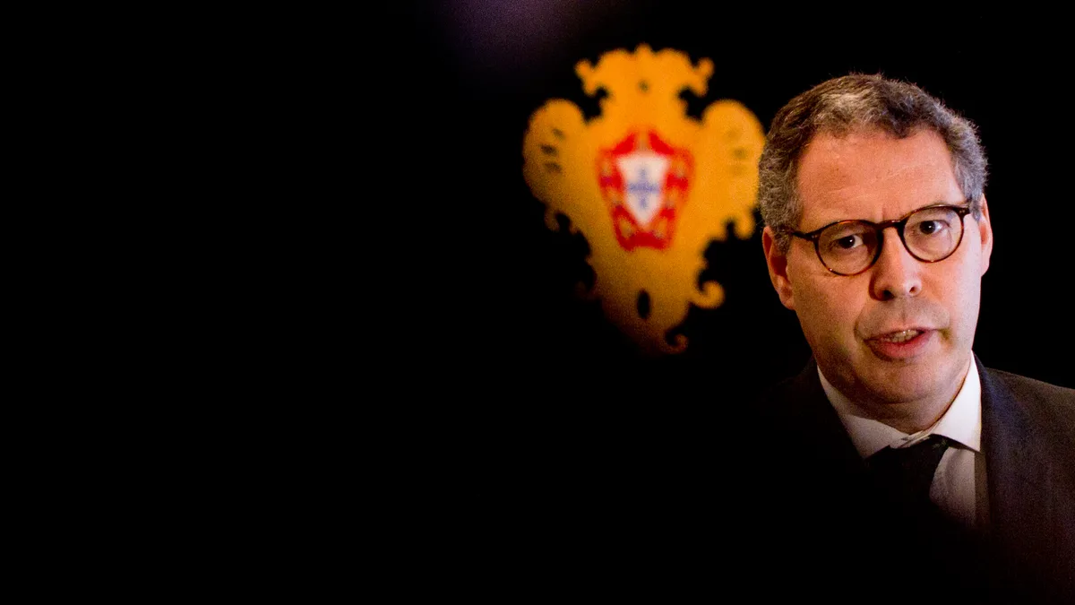 Organismos anticorrupção pedem integridade em investimentos avultados na Defesa