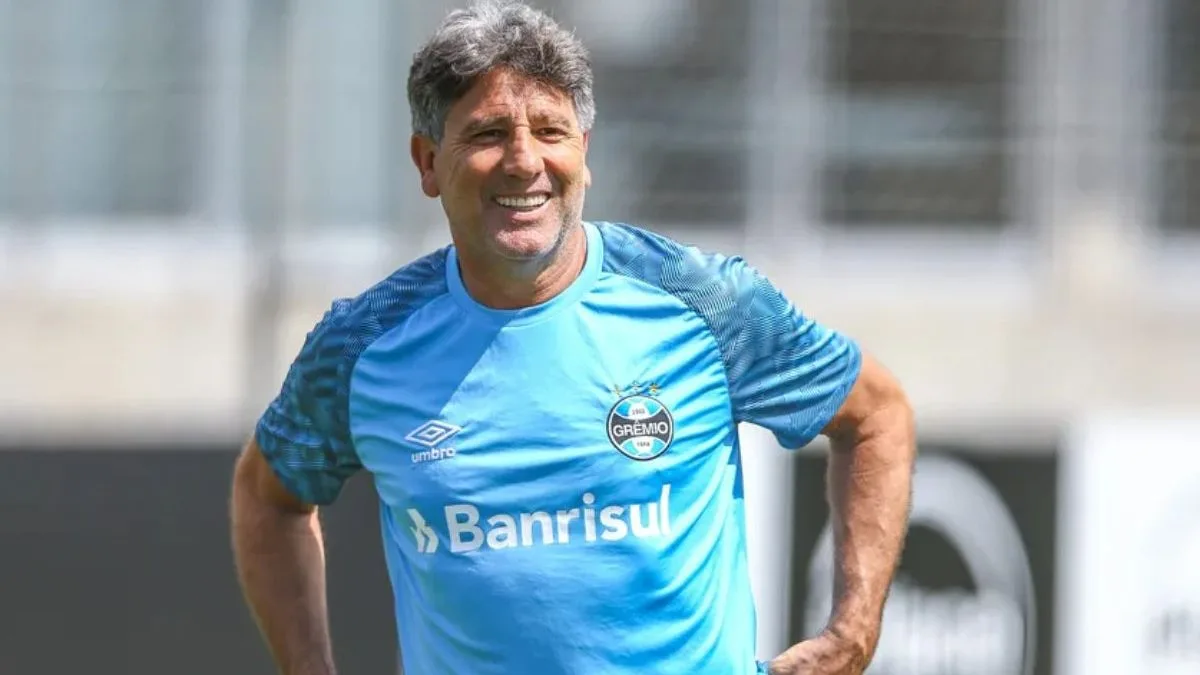 Renato Gaúcho anuncia volta ao Grêmio antes do clube e assume time na luta contra o rebaixamento: ‘Estou muito feliz com a minha volta’