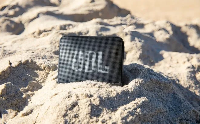 JBL Go Essential 2: caixa de som portátil resistente entra em oferta por menos de R$ 160