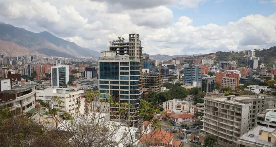 Crece la demanda de casas y pisos bajos en el sureste de Caracas tras los sismos