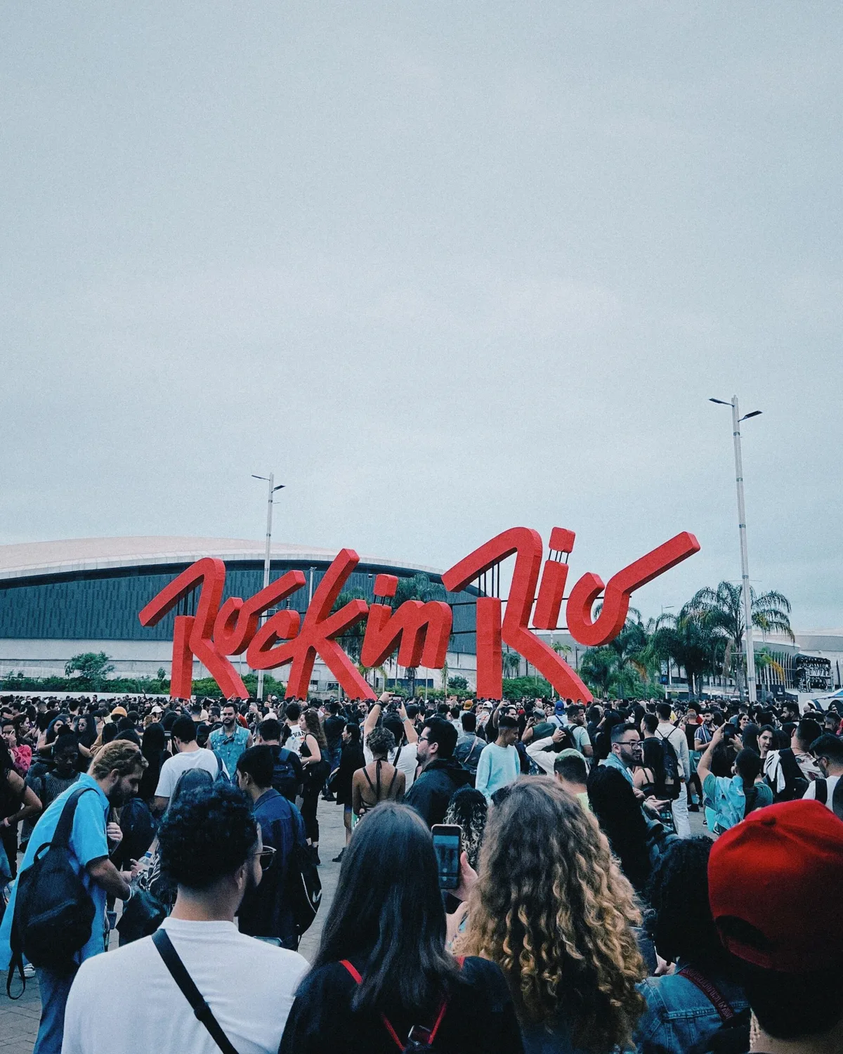 Ainda dá tempo de ir ao Rock in Rio? Veja quanto custa viajar de última hora