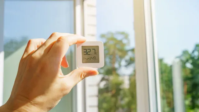 Dias quentes: Cinco dicas para poupar "cerca de 30% de energia"