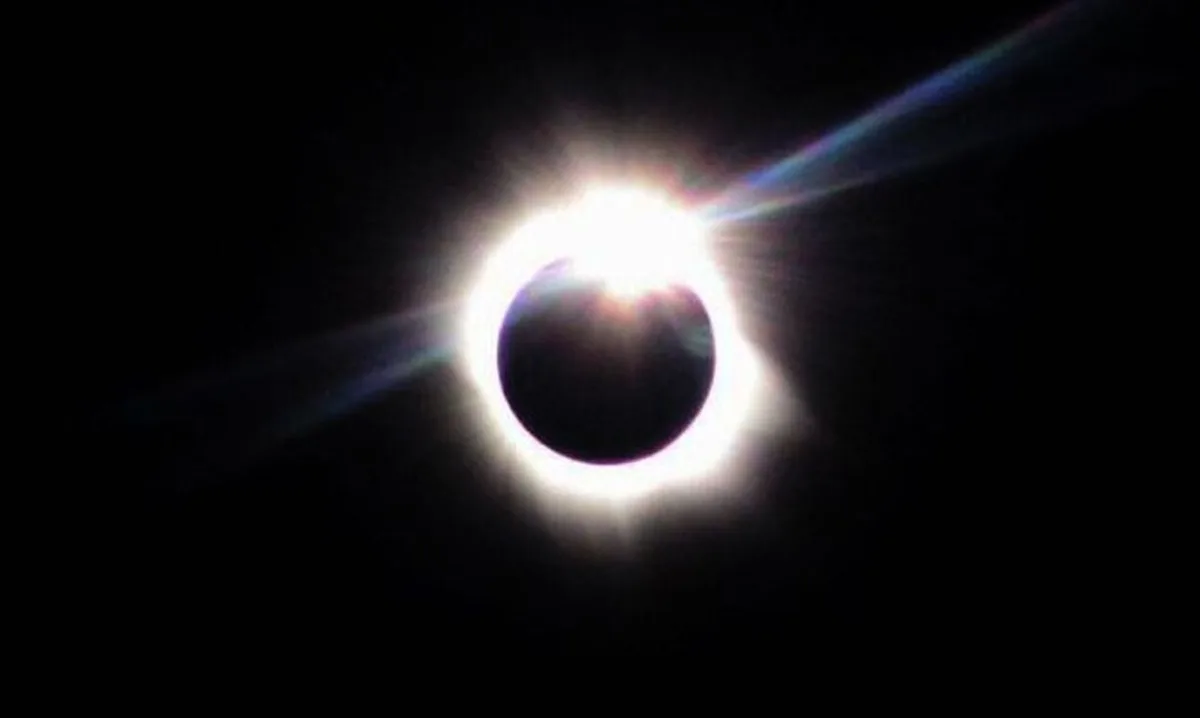 Saiba como assistir ao eclipse solar ao vivo