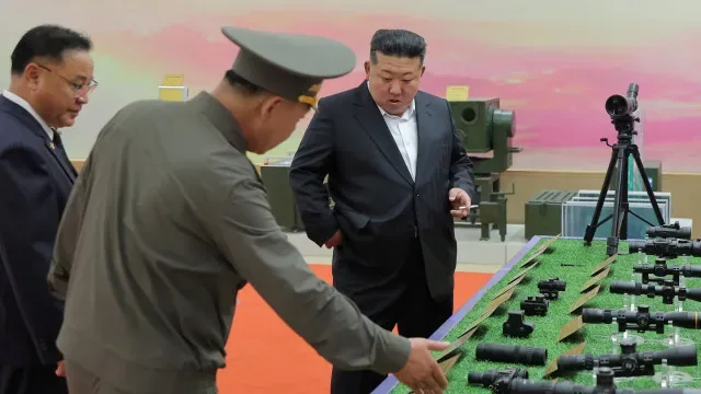 Coreia do Norte inaugura museu com míssil capaz de atingir EUA