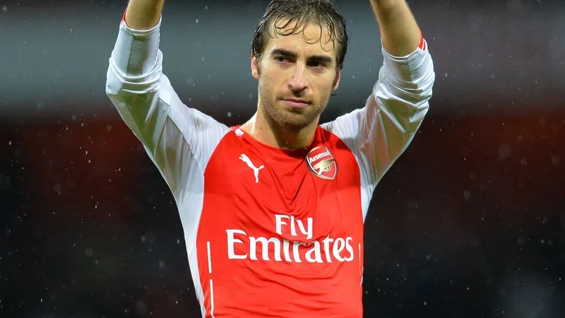 "Certains joueurs préfèrent jouer à la Playstation": devenu milliardaire, Mathieu Flamini révèle les raisons de son succès entrepreneurial