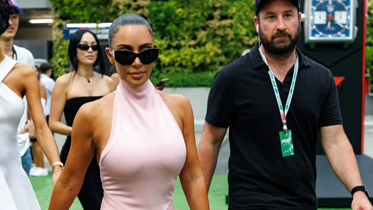 Für Schatzi Hamilton in Singapur - Kim Kardashians Formel? 1A aussehen!