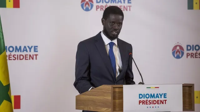 Presidente senegalês concede perdão presidencial a 984 condenados