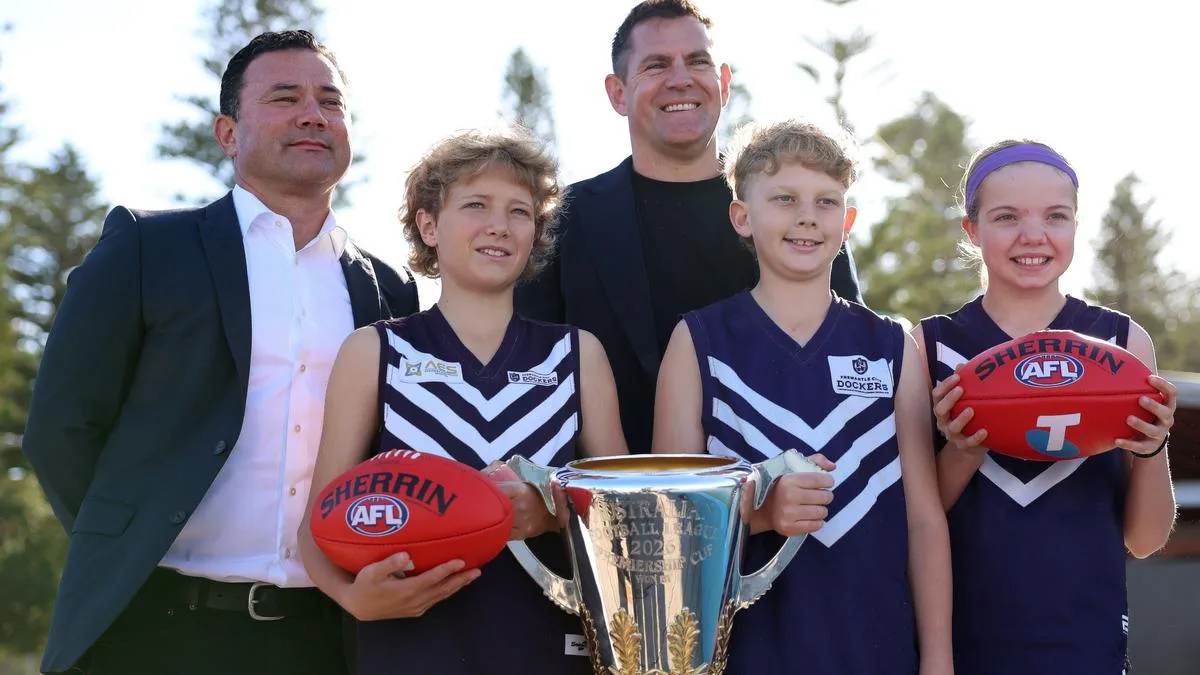 AFL Finals: Hawthorn champion Luke Hodge pokes fun at Fremantle Dockers empty trophy cabinet