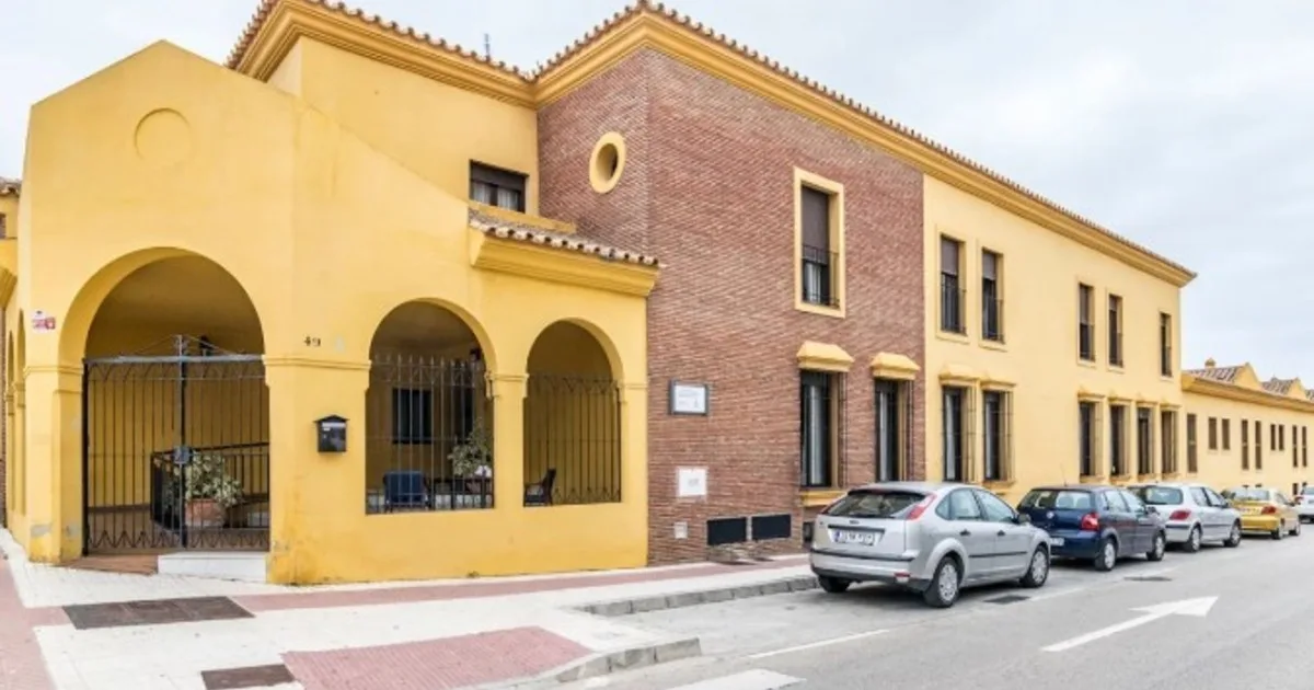 Tragedia en una residencia de ancianos: un ascensor en el que iban seis personas cayó 15 metros en picada, dos murieron y cuatro están en terapia intensiva