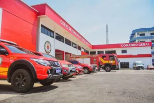 Vídeos de campanha eleitoral gravados em prédio militar devem ser removidos