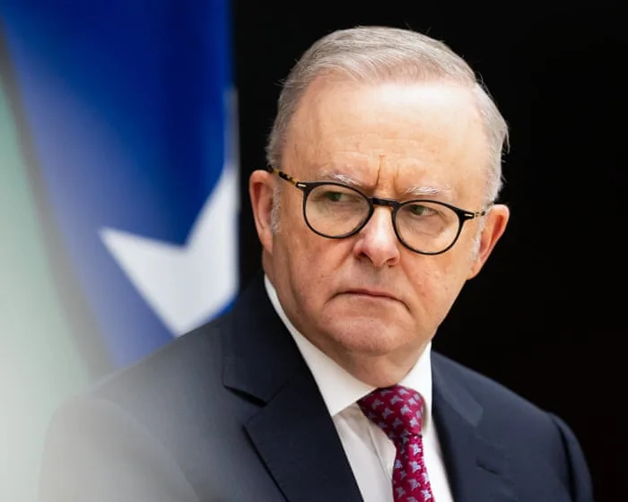 Albanese vows refugee intake won’t be slashed after earlier reports of Coalition-level cut