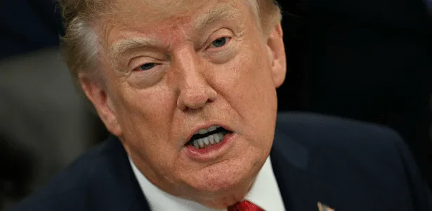 Irã ameaça usar novas armas após Trump subir tom e falar em destruir o país