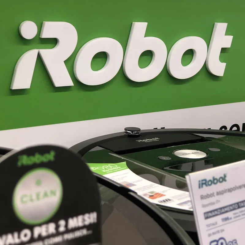 Actualité : Le Roomba Max 875 Combo d'iRobot plaque désormais l'aspiration contre les tapis
