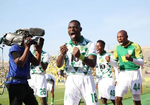Junior Dion stuns Mamelodi Sundowns as Golden Arrows seize MTN8 semi-final advantage