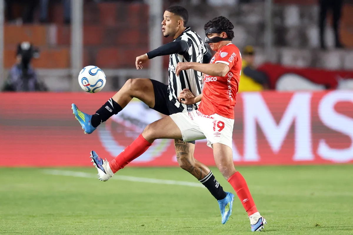Análise: Botafogo sucumbe na altitude e terá missão quase impossível para avançar na Sul-Americana