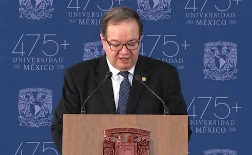 Pensar diferente ha sido la fortaleza de la UNAM, afirma Lomelí; exrectores conmemoran 475 años de la Universidad de México