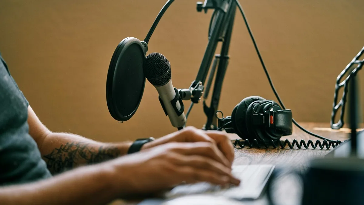 Pod_Scope: Downloads descem em agosto para pior valor desde início do ranking