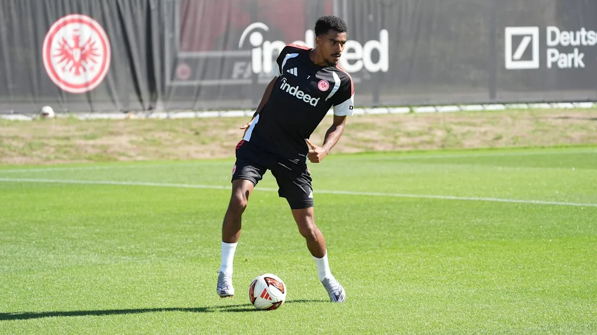 Ein Eintracht-Star fehlt überraschend - Gute und schlechte Nachrichten vom Training