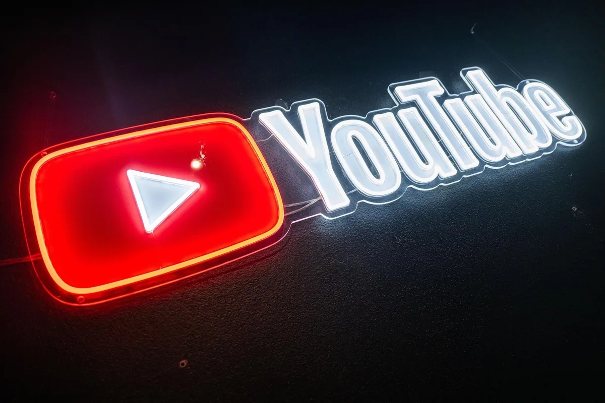 YouTube amplía las 'Stations', sus emisiones continuas de vídeo, a creadores, pódcasts y canales de medios