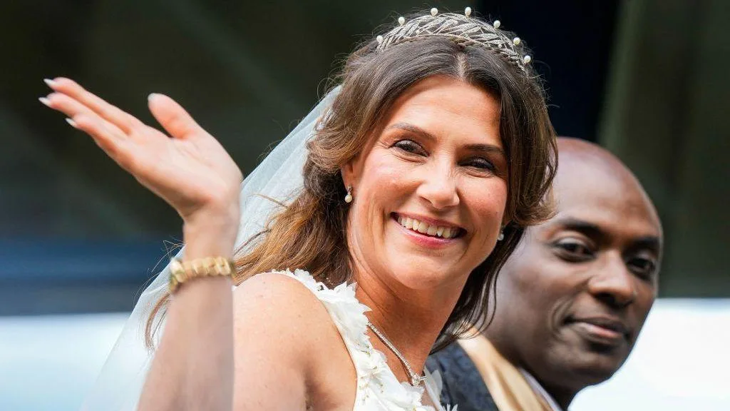 Märtha Louise da Noruega, a princesa 'clarividente' casada com xamã que não será rainha, apesar de ser mais velha que seu irmão Haakon