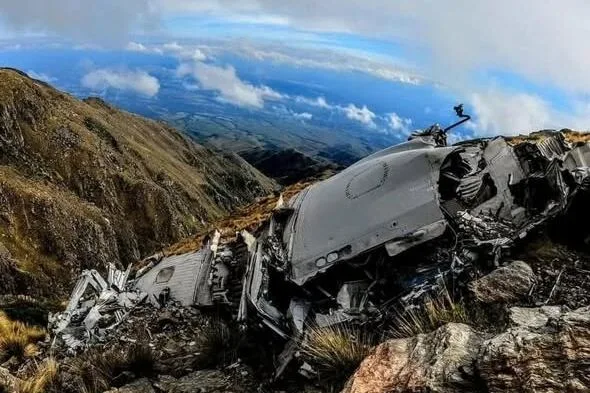“Una bola de fuego”: el accidente del Fokker F-27 en Córdoba, que cayó en la montaña y se cobró la vida de 52 personas