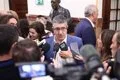 El PSOE acusa al PP de ser el "mayor alimentador de bulos" del país y señala que Sánchez "gobierna y seguirá gobernando"