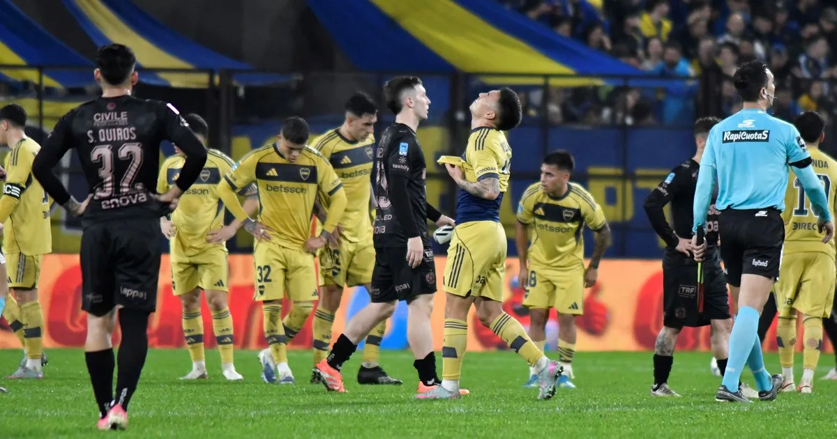 Como Blanco a Martínez Quarta: la otra jugada polémica que Baliño dejó pasar en Platense - Boca