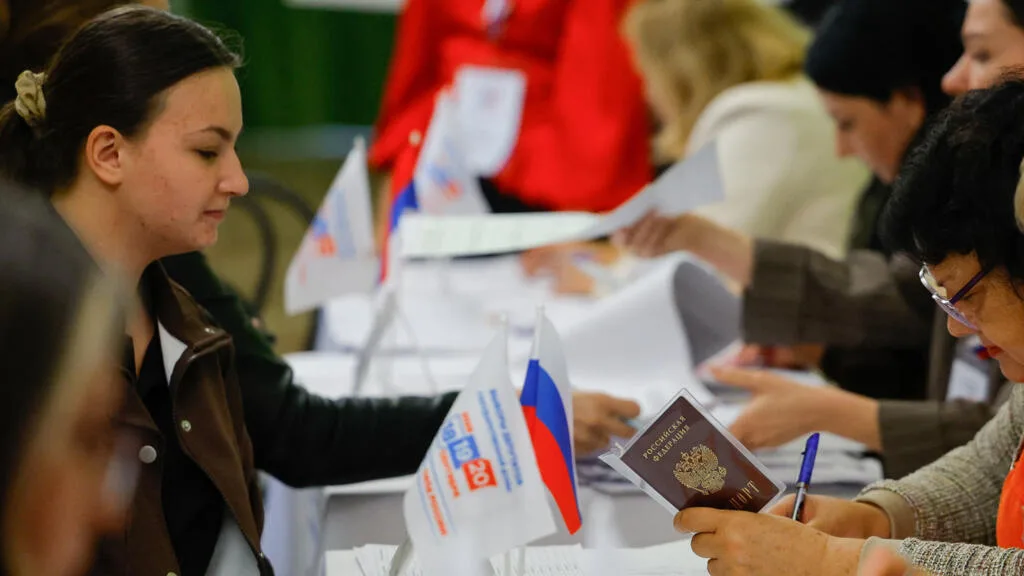 Élections législatives en Russie : un scrutin observé par le Kremlin