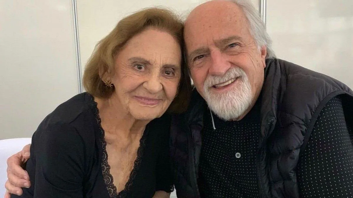 Aos 93 anos, Ary Fontoura relembra domingos com Laura Cardoso e faz despedida emocionante: ‘Em breve, a gente se encontra’