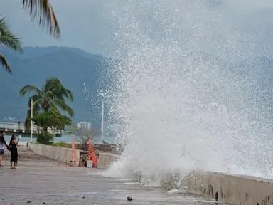 Hurricane Simon pounds resorts and vulnerable towns along Mexico’s Pacific coast