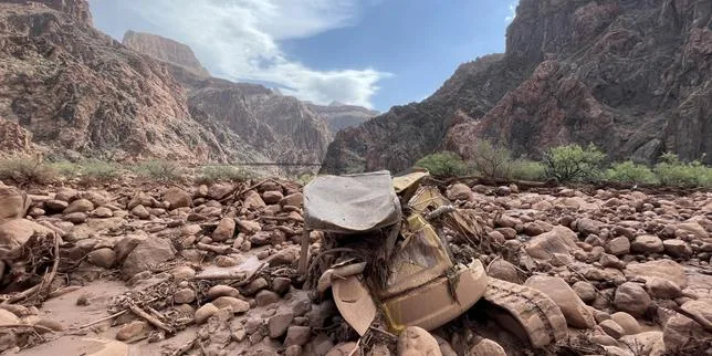Crue soudaine dans le Grand Canyon : un troisième corps retrouvé, deux semaines plus tard
