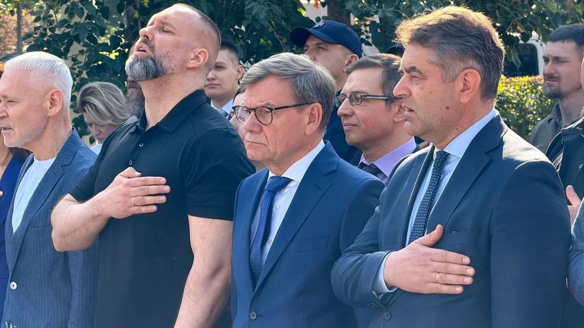 Russischer Angriffskrieg: Wadephul bei Ukraine-Besuch in Frontnähe