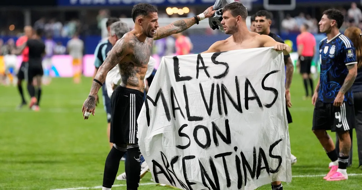 La sanción de la FIFA por la bandera de Malvinas