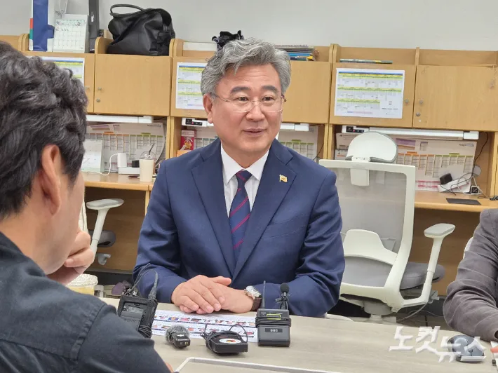 "5억 필요해" 천호성 교육감 정치자금법 위반 의혹…경찰 조사
