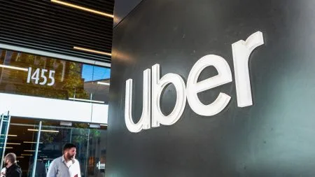 Trotz guter Geschäftslage: Uber streicht weltweit 3300 Stellen