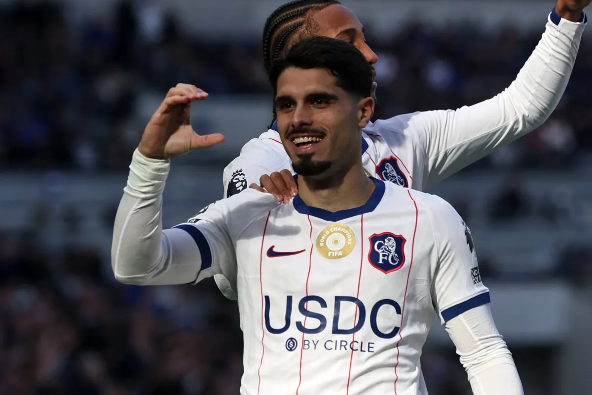 Chelsea vence o Everton sem minutos para Estêvão e com novo alerta