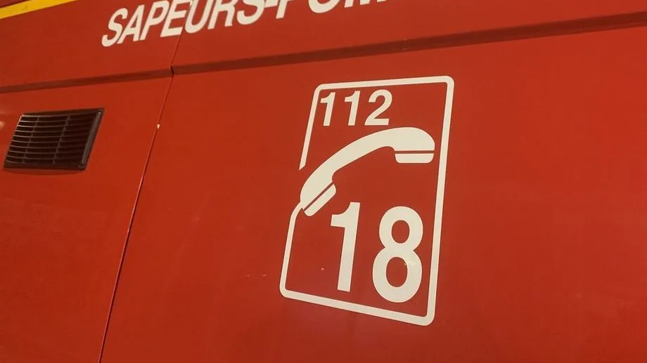 Yvelines : une femme enceinte et son enfant de deux ans décèdent dans l'incendie de leur voiture sur l'A13