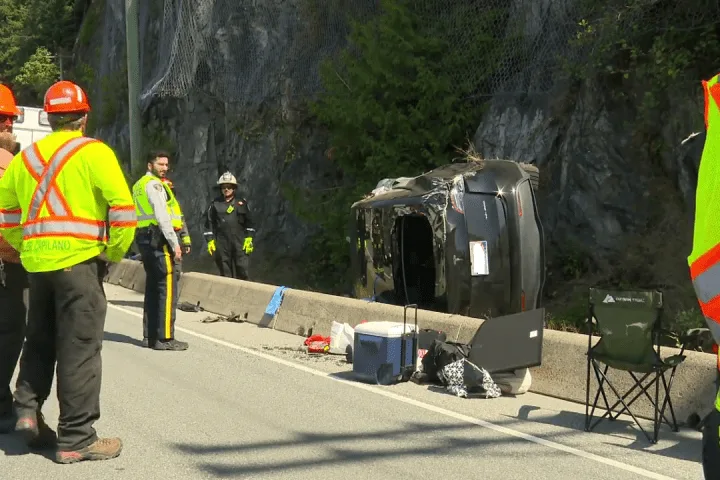 Tesla crash shuts down Sea-to-Sky Highway northbound for a few hours