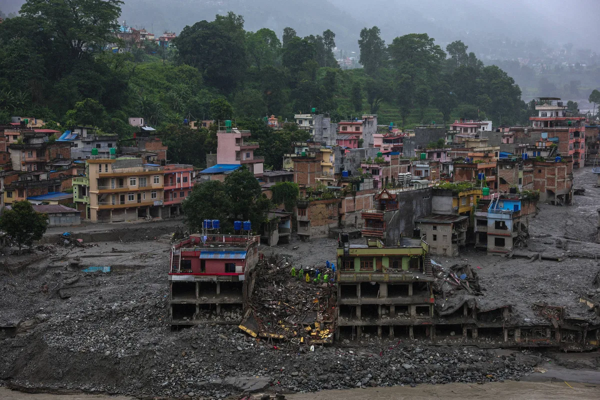 Nepal diz que terá de reconstruir 20 mil casas após inundações