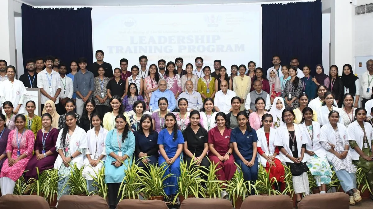 SDM varsity holds leadership training programme