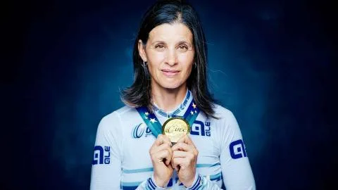 Sandra Pastor, campeona del mundo Máster 50 de MTB: "La constancia te lleva a la motivación de no perder lo que has logrado"