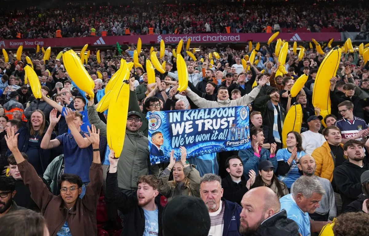 Liverpool - Manchester City : D’où vient cet étrange délire de bananes gonflables pour les supporteurs mancuniens ?