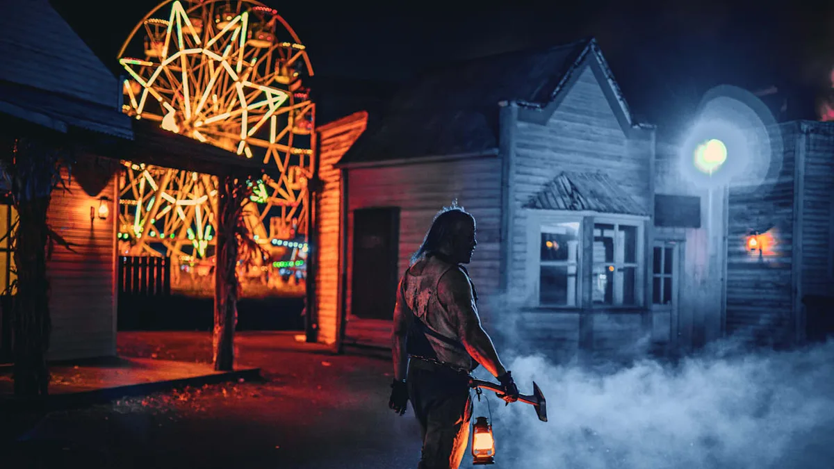 Monster und Horror-Labyrinthe - Die 6 gruseligsten Freizeitparks zu Halloween