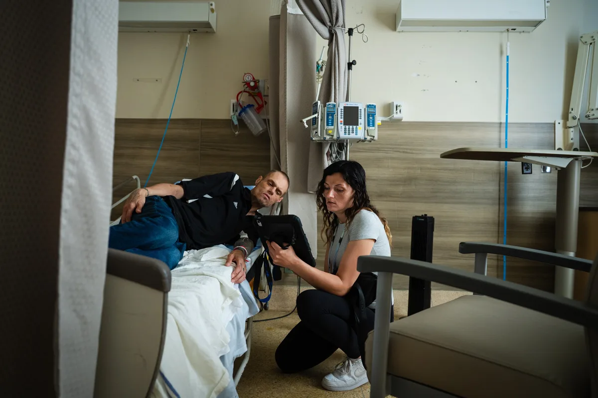 For Hamiltonians battling addiction, peer support is a dose of empathy