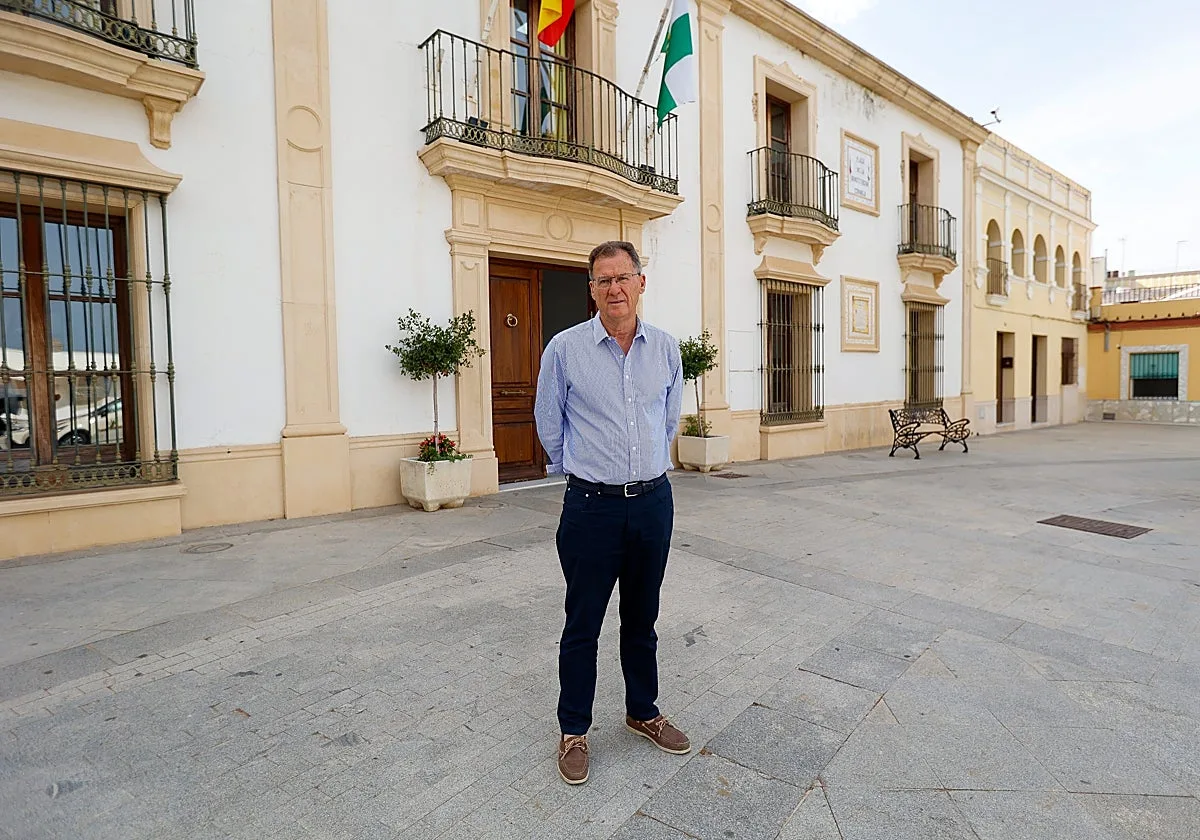 El fondo buitre pide disolver el Ayuntamiento de Burguillos