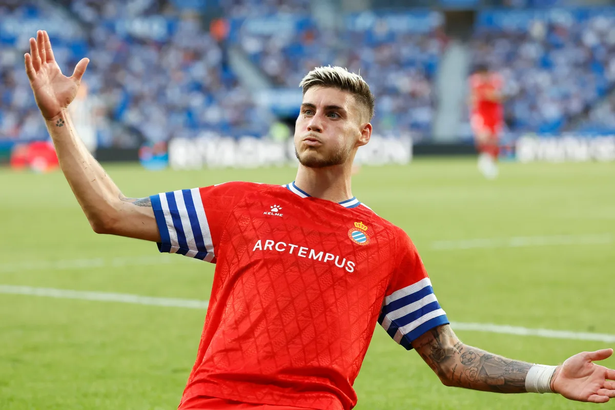Roberto Fernández, pretendido en Inglaterra e Italia