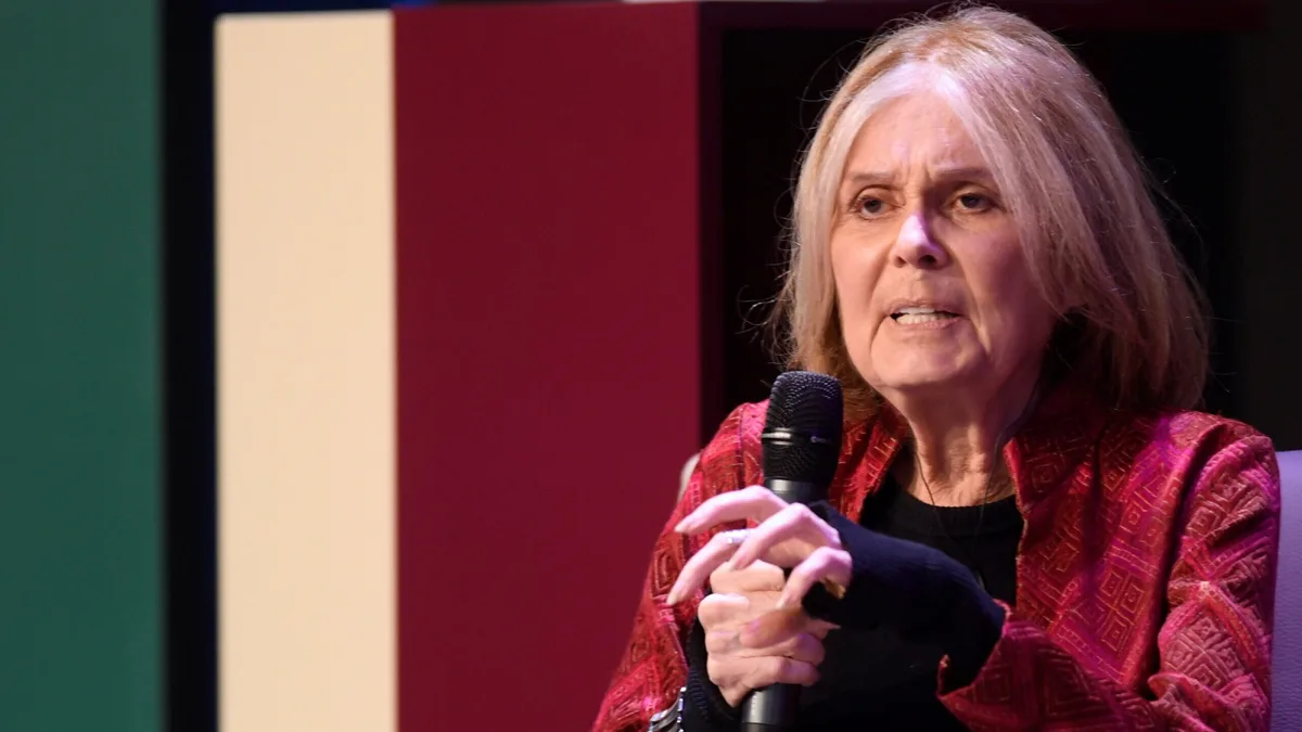 Morreu a jornalista e feminista Gloria Steinem aos 92 anos
