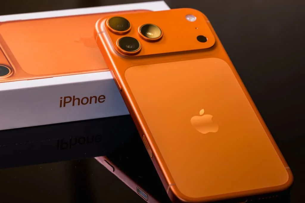 Apple pode lançar iPhone 18 Pro em 2026 e deixar modelo básico para 2027