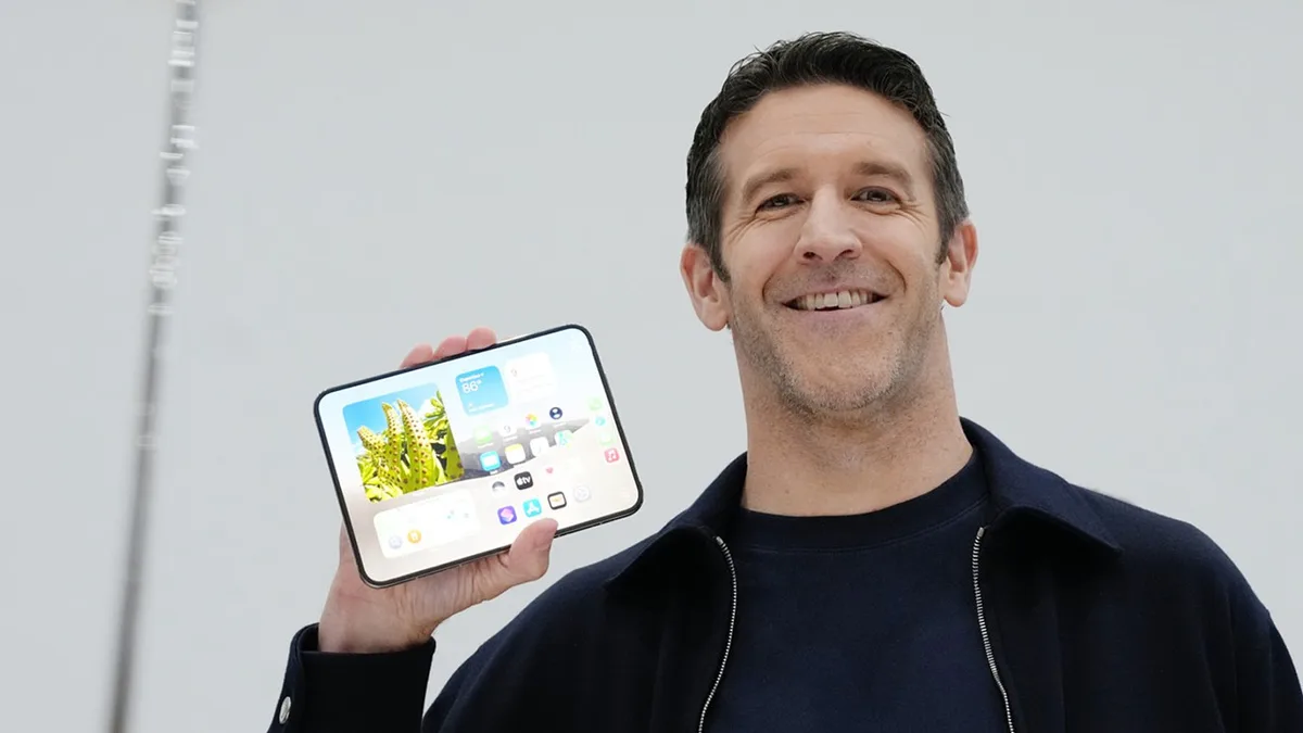 Apple acusa empresas rivais de copiarem o iPhone Duo